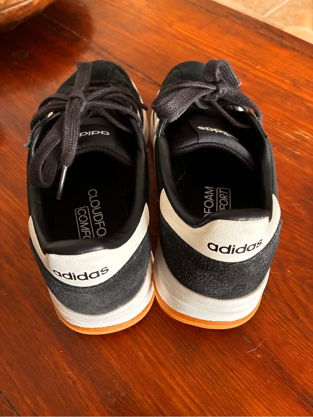 Adidas Run 70s 2.0 Sneaker - Picture 2 of 5